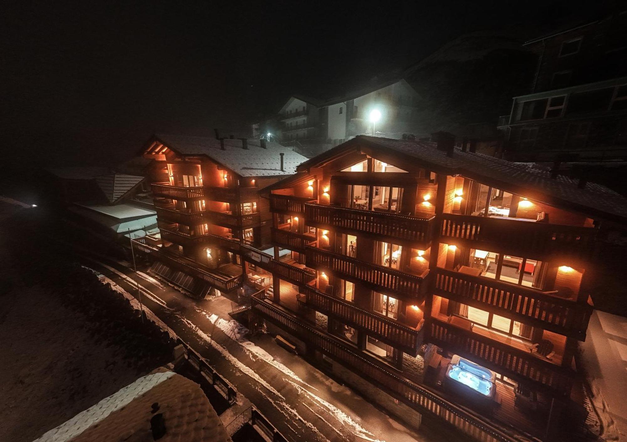La Cresta Chalet Breuil-Cervinia Eksteriør billede